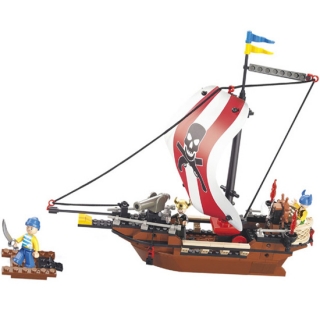 Sluban kocke Piratski ratnički brod 226 kom